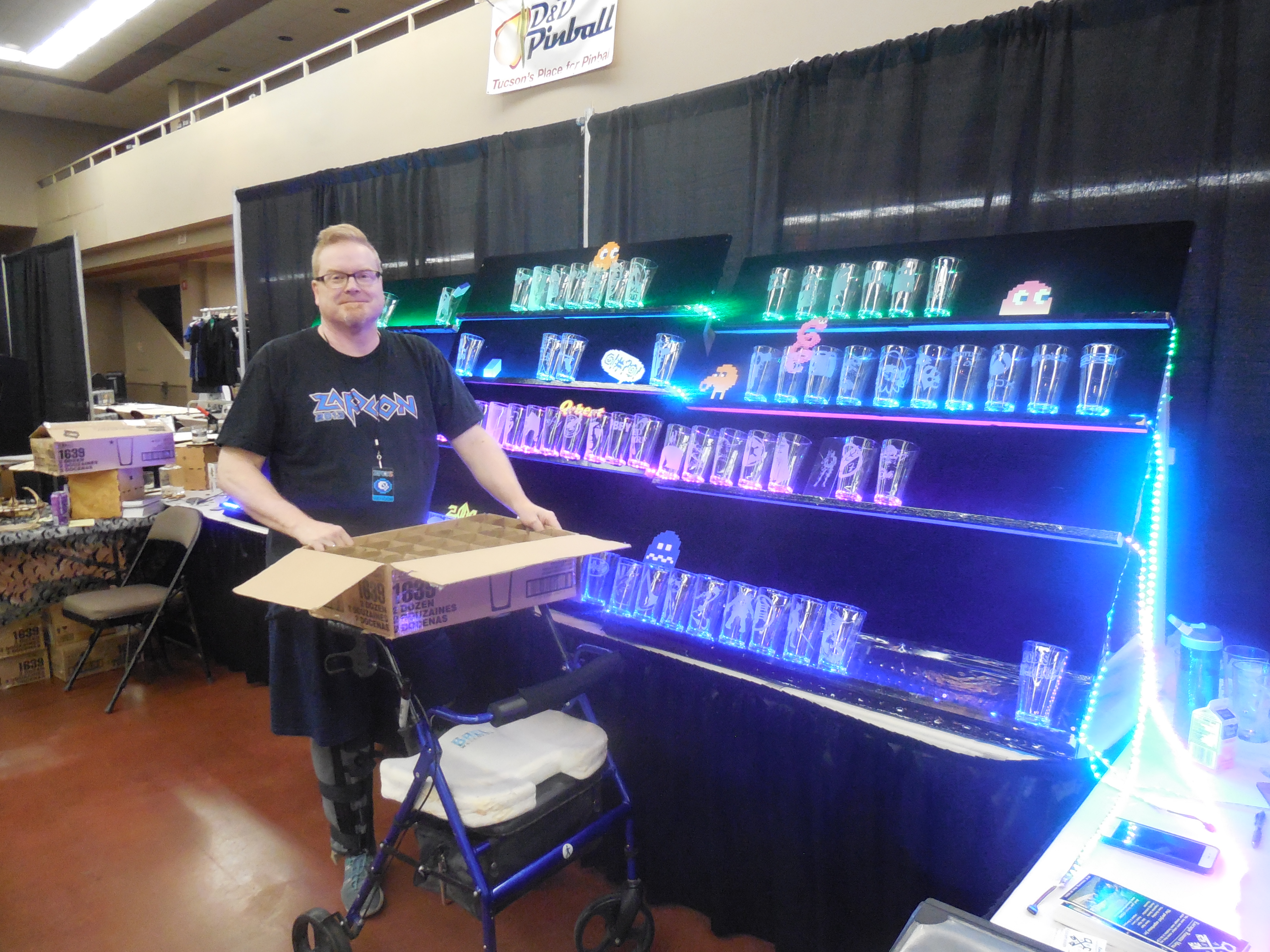 Vendors also were setting up bright and early. Here's our good friend Moto with his awesome etched glasses.